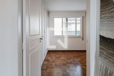 Suíte  de apartamento à venda com 4 quartos, 150m² em Vila Mariana, São Paulo