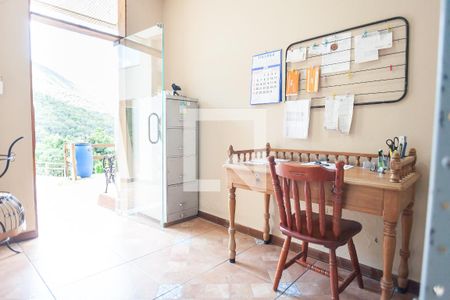 Casa de condomínio à venda com 274m², 2 quartos e 2 vagas Casa de condomínio à venda com 274m², 2 quartos e 2 vagashome office