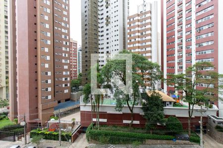 Vista da Sacada de apartamento para alugar com 2 quartos, 72m² em Água Verde, Curitiba