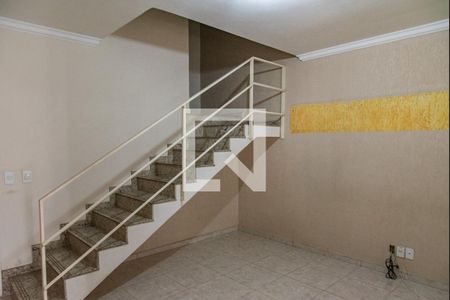 Sala de casa à venda com 4 quartos, 186m² em Cambuci, São Paulo