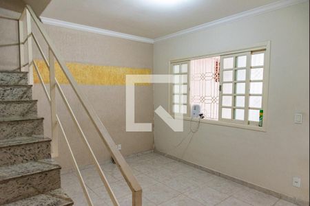 Sala de casa à venda com 4 quartos, 186m² em Cambuci, São Paulo