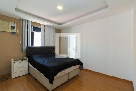 Suíte de apartamento à venda com 4 quartos, 240m² em Tijuca, Rio de Janeiro