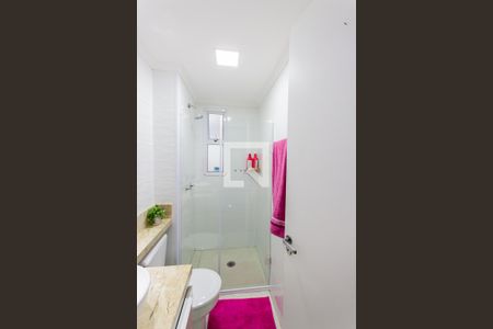 Banheiro de apartamento à venda com 3 quartos, 64m² em Utinga, Santo André