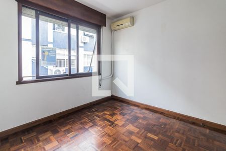 Dormitório de apartamento à venda com 2 quartos, 65m² em São João, Porto Alegre