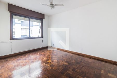 Dormitório 2 de apartamento à venda com 2 quartos, 65m² em São João, Porto Alegre