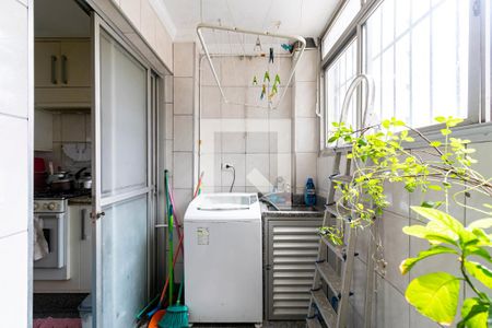 Apartamento à venda com 77m², 1 quarto e 1 vaga Apartamento à venda com 77m², 1 quarto e 1 vagaÁrea de Serviço