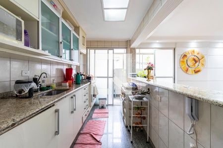 Apartamento à venda com 77m², 1 quarto e 1 vaga Apartamento à venda com 77m², 1 quarto e 1 vagaCozinha