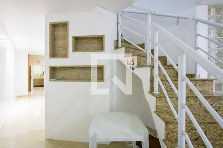 Sala de casa para alugar com 3 quartos, 167m² em Vila Tibiriçá, Santo André