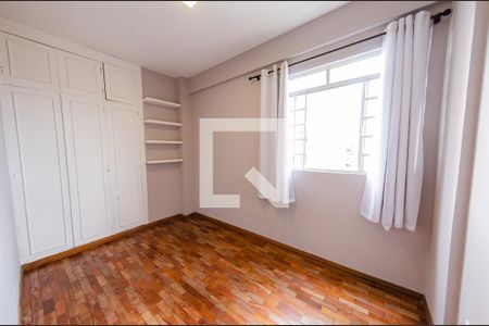 Quarto 1 de apartamento para alugar com 3 quartos, 64m² em Jardim America, Belo Horizonte