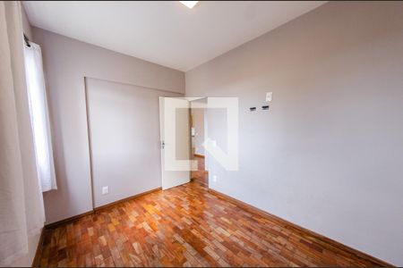 Quarto 1 de apartamento para alugar com 3 quartos, 64m² em Jardim America, Belo Horizonte