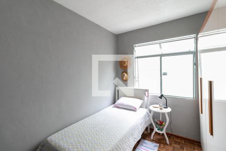 Quarto 1 de apartamento para alugar com 2 quartos, 52m² em Havaí, Belo Horizonte