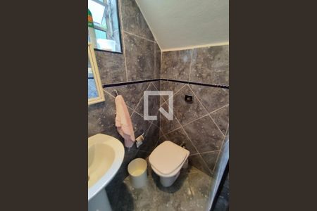 Casa à venda com 157m², 4 quartos e 5 vagas Casa à venda com 157m², 4 quartos e 5 vagasLavabo