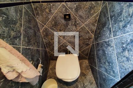 Casa à venda com 157m², 4 quartos e 5 vagas