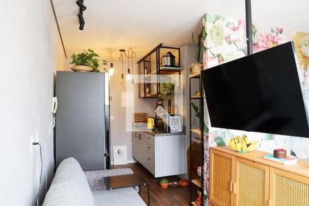 Sala/Quarto de kitnet/studio para alugar com 1 quarto, 29m² em Centro, São Paulo