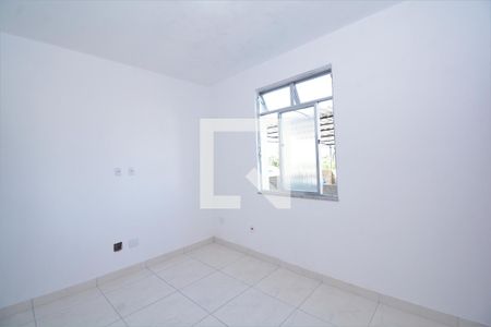 Sala de apartamento para alugar com 2 quartos, 60m² em Bento Ribeiro, Rio de Janeiro