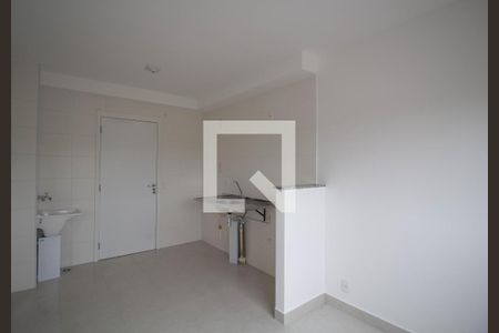 Sala/Cozinha de apartamento para alugar com 2 quartos, 32m² em Vila Nova Curuçá, São Paulo