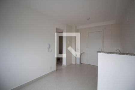 Sala/Cozinha de apartamento para alugar com 2 quartos, 32m² em Vila Nova Curuçá, São Paulo