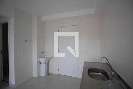 Sala/Cozinha de apartamento para alugar com 2 quartos, 32m² em Vila Nova Curuçá, São Paulo