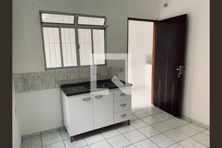 Cozinha de casa à venda com 3 quartos, 210m² em Jardim Santa Adelia, São Paulo