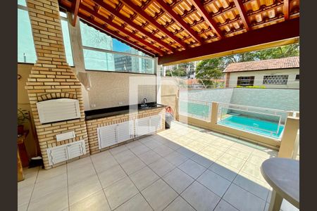 Casa à venda com 3 quartos, 250m² em Vila Mariana, São Paulo