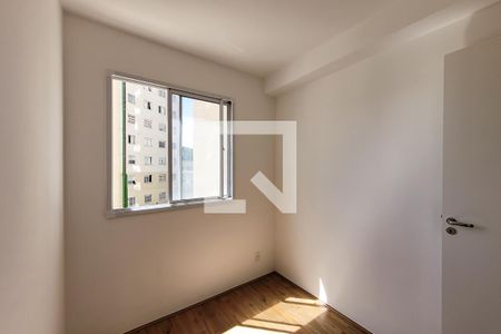 Quarto 1 de kitnet/studio à venda com 2 quartos, 32m² em Parque Fongaro, São Paulo