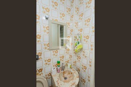 Lavabo de casa para alugar com 3 quartos, 84m² em Jardim Mangalot, São Paulo