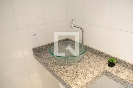 Banheiro de apartamento à venda com 2 quartos, 42m² em Vila Nova Cachoeirinha, São Paulo