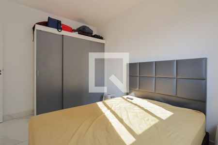 Quarto 1 de apartamento para alugar com 2 quartos, 42m² em Vila Nova Cachoeirinha, São Paulo