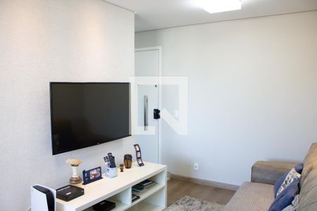 Sala de apartamento à venda com 2 quartos, 60m² em Vila Osasco, Osasco