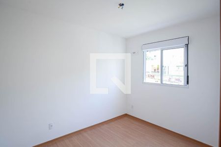 Quarto 2 de apartamento para alugar com 2 quartos, 48m² em Planalto, Belo Horizonte