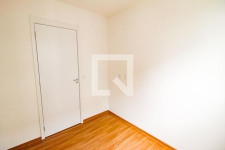 Quarto 1 de apartamento para alugar com 2 quartos, 44m² em Jardim Monte Alegre, Taboão da Serra