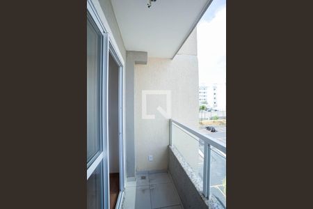 Varanda da sala de apartamento para alugar com 2 quartos, 48m² em Planalto, Belo Horizonte