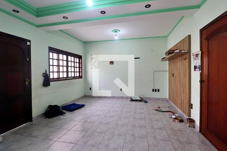 Sala de casa à venda com 4 quartos, 520m² em Santa Maria, Santo André