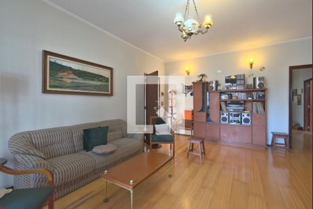 Sala 1 de casa à venda com 7 quartos, 578m² em Vila Nogueira, Campinas