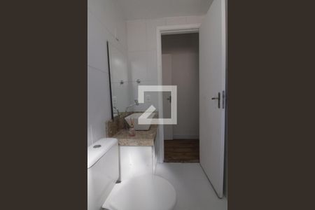 Banheiro  de apartamento à venda com 2 quartos, 59m² em Jardim Três Marias, São Paulo