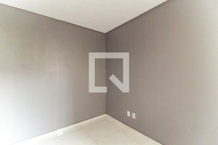 Quarto 1 de apartamento para alugar com 2 quartos, 38m² em Jardim das Oliveiras, Itaquaquecetuba