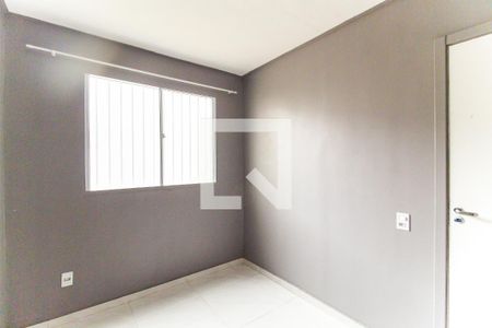 Quarto 1 de apartamento para alugar com 2 quartos, 38m² em Jardim das Oliveiras, Itaquaquecetuba