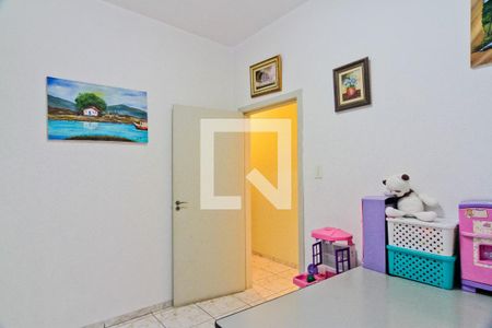 Quarto 2 de casa à venda com 3 quartos, 160m² em Vila Arcadia, São Paulo