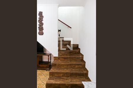 Escada de casa à venda com 5 quartos, 287m² em Campestre, Santo André