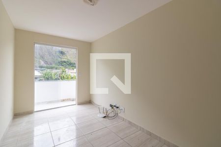 Sala de apartamento para alugar com 2 quartos, 45m² em Recreio dos Bandeirantes, Rio de Janeiro