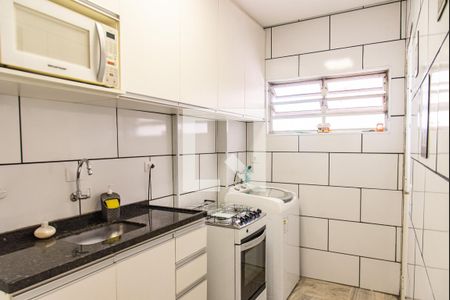 Cozinha/área de serviço de kitnet/studio para alugar com 1 quarto, 35m² em Liberdade, São Paulo