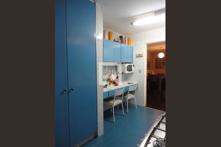 Apartamento à venda com 3 quartos, 107m² em Moema, São Paulo