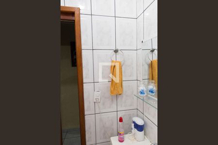 Banheiro Social 1 de casa à venda com 4 quartos, 179m² em Conceição, Diadema