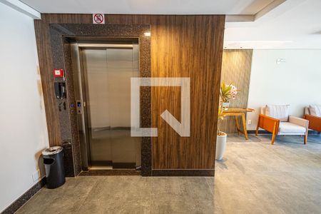 Apartamento à venda com 203m², 3 quartos e 3 vagas Apartamento à venda com 203m², 3 quartos e 3 vagasHall de entrada