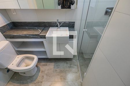 Apartamento à venda com 141m², 3 quartos e 3 vagas Apartamento à venda com 141m², 3 quartos e 3 vagasBanheiro Quarto 1 / suíte