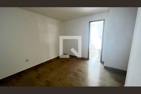 Quarto de apartamento para alugar com 3 quartos, 120m² em Santa Rosa, Belo Horizonte