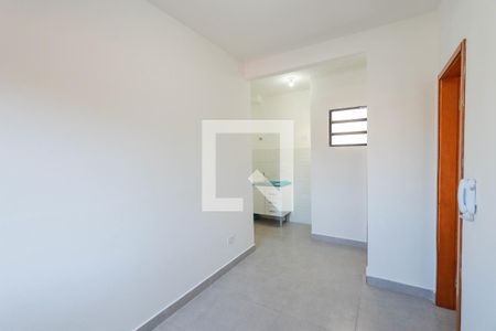 Sala de casa de condomínio para alugar com 1 quarto, 34m² em Parque Peruche, São Paulo