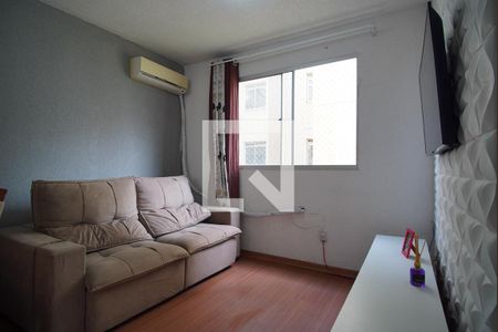 Sala  de apartamento à venda com 2 quartos, 42m² em Protásio Alves, Porto Alegre