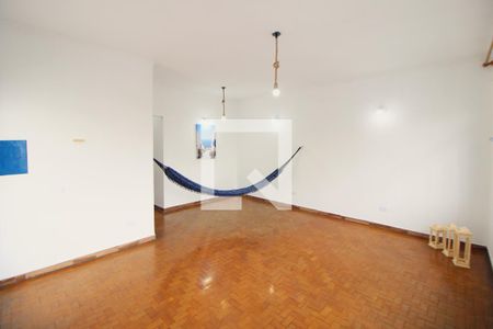 Sala de casa para alugar com 4 quartos, 240m² em Vila Baruel, São Paulo