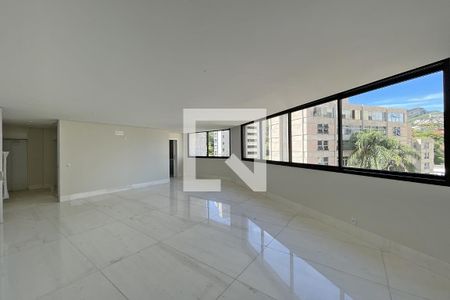 Sala de apartamento à venda com 4 quartos, 187m² em Serra, Belo Horizonte